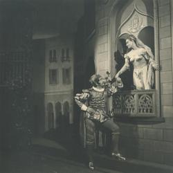YE1950_07_PH010