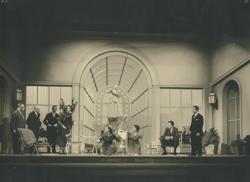 YE1951_02_PH003