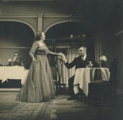 YE1951_02_PH005