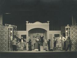 YE1951_04_PH002