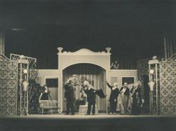 YE1951_04_PH003