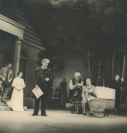 YE1951_07_PH002