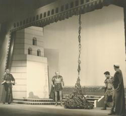 YE1951_11_PH014