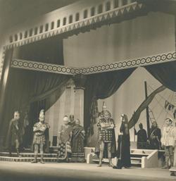 YE1951_11_PH018