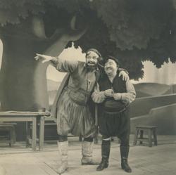 YE1952_01_PH009