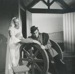 YE1952_03_PH011