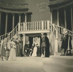 YE1952_09_PH008