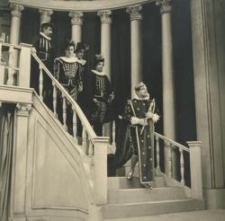YE1952_09_PH011