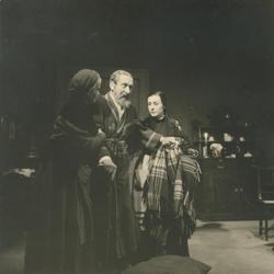 YE1953_01_PH010