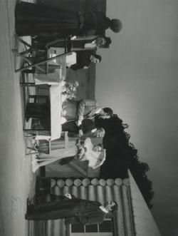 YE1953_01_PH015