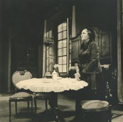 YE1953_02_PH011