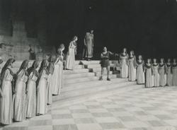 YE1953_03_PH002