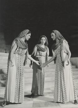 YE1953_03_PH004