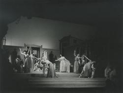 YE1953_04_PH015