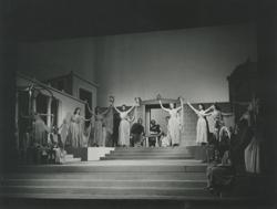 YE1953_04_PH016