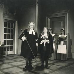 YE1953_06_PH008