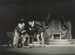YE1954_07_PH005