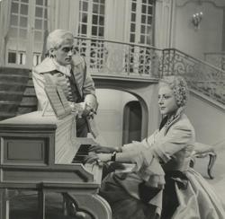 YE1954_10_PH007