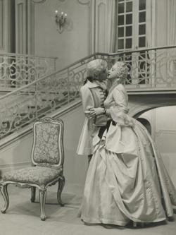 YE1954_10_PH008
