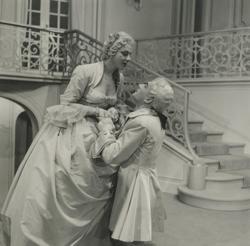 YE1954_10_PH009