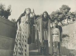 YE1955_05_PH008