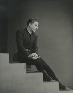 YE1955_08_PH011