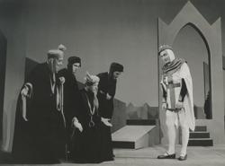 YE1956_01_PH003