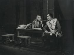 YE1956_01_PH011