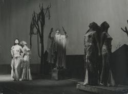 YE1956_01_PH014