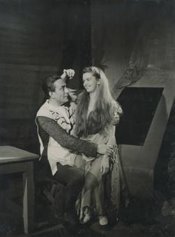 YE1956_01_PH015