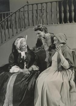 YE1956_03_PH008