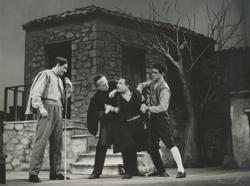 YE1956_04_PH010