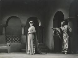 YE1956_06_PH013