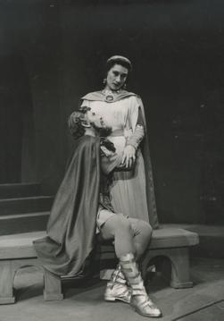 YE1956_06_PH020