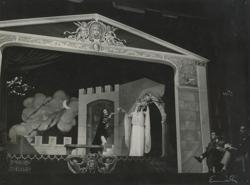 YE1956_08_PH002