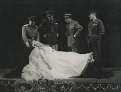 YE1956_08_PH013