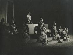YE1956_09_PH015