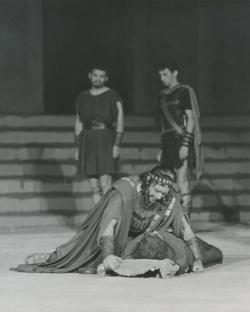 YE1956_10_PH006