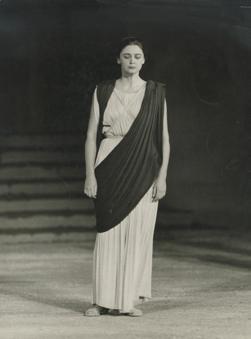 YE1956_10_PH007