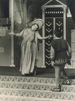 YE1956_11_PH021