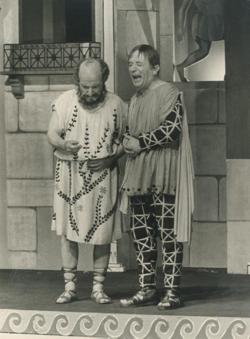 YE1956_11_PH023