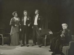YE1956_13R01_PH011