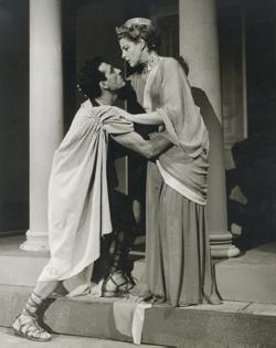 YE1956_15_PH011