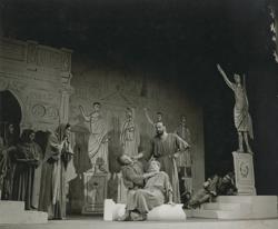 YE1956_16_PH008