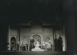 YE1957_02_PH008