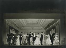 YE1957_04_PH005