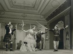 YE1957_04_PH007