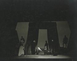 YE1957_05_PH016