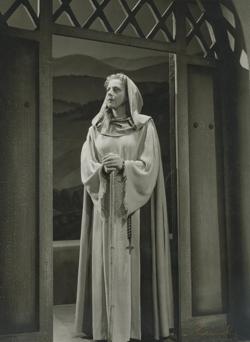 YE1957_06_PH010