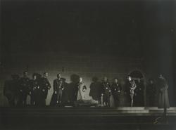 YE1957_07_PH012